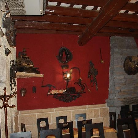 Hostal Restaurante La Diligencia Cunit Eksteriør billede