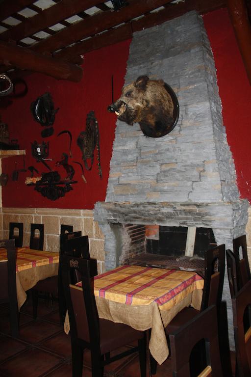 Hostal Restaurante La Diligencia Cunit Eksteriør billede