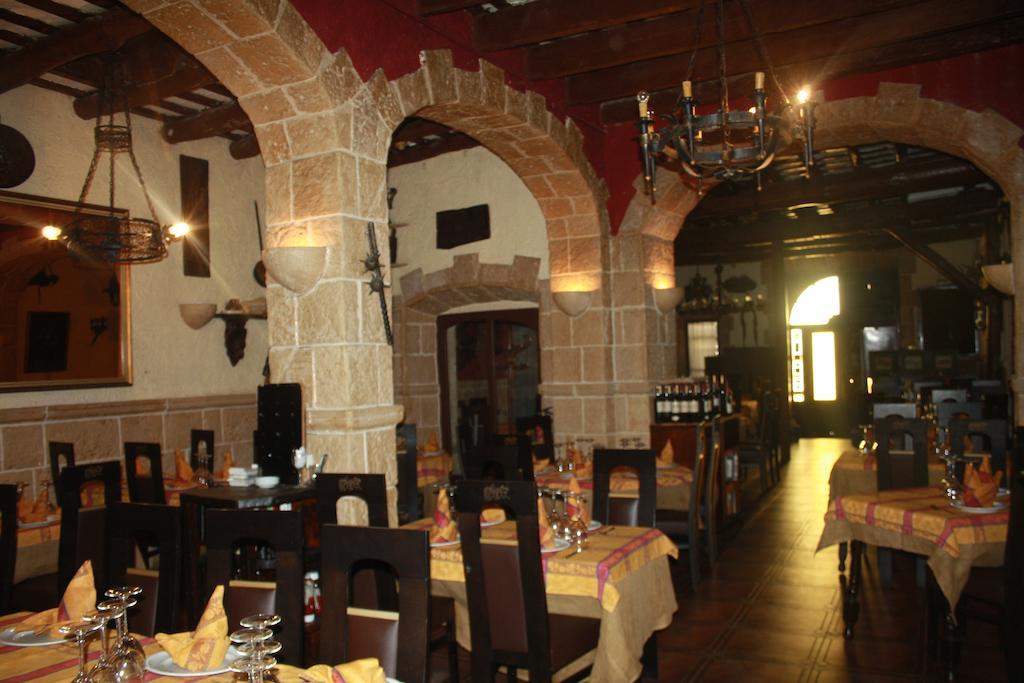 Hostal Restaurante La Diligencia Cunit Eksteriør billede