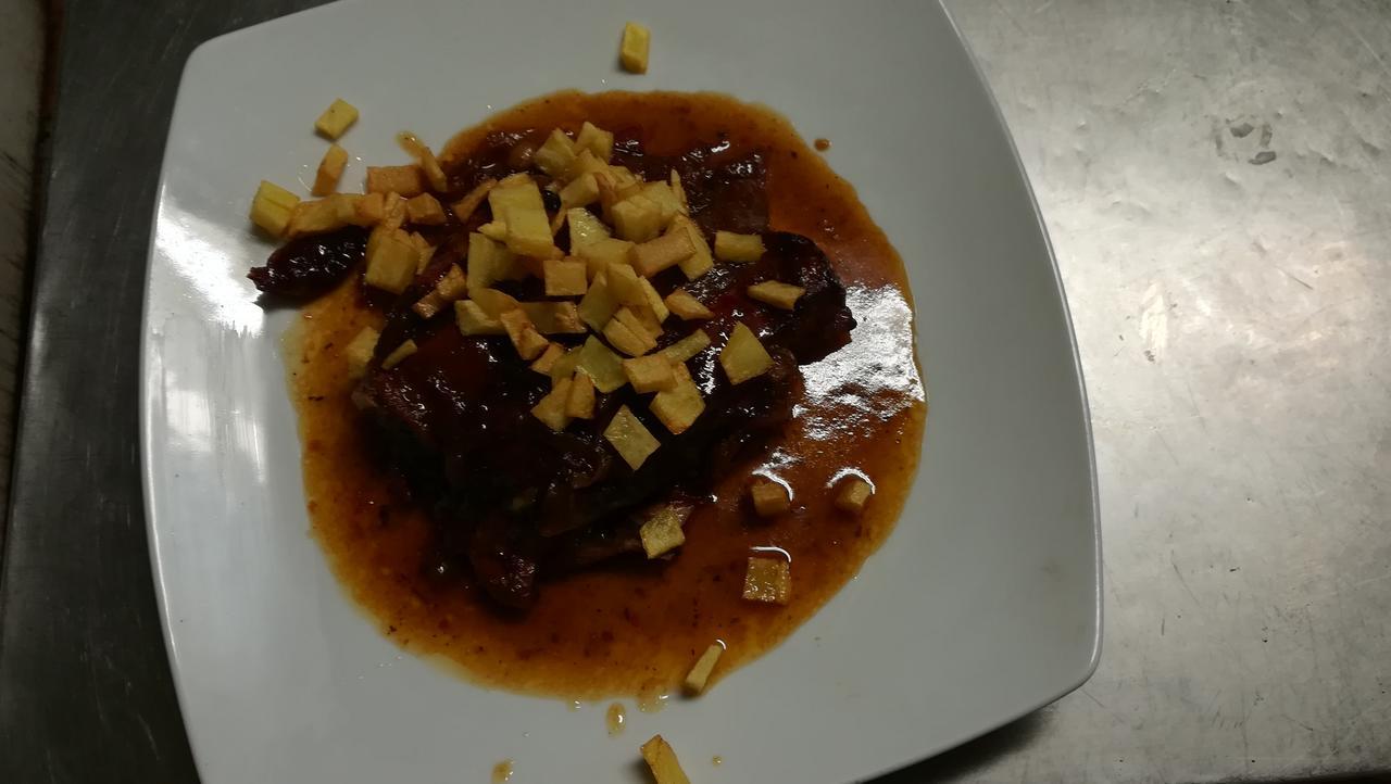 Hostal Restaurante La Diligencia Cunit Eksteriør billede