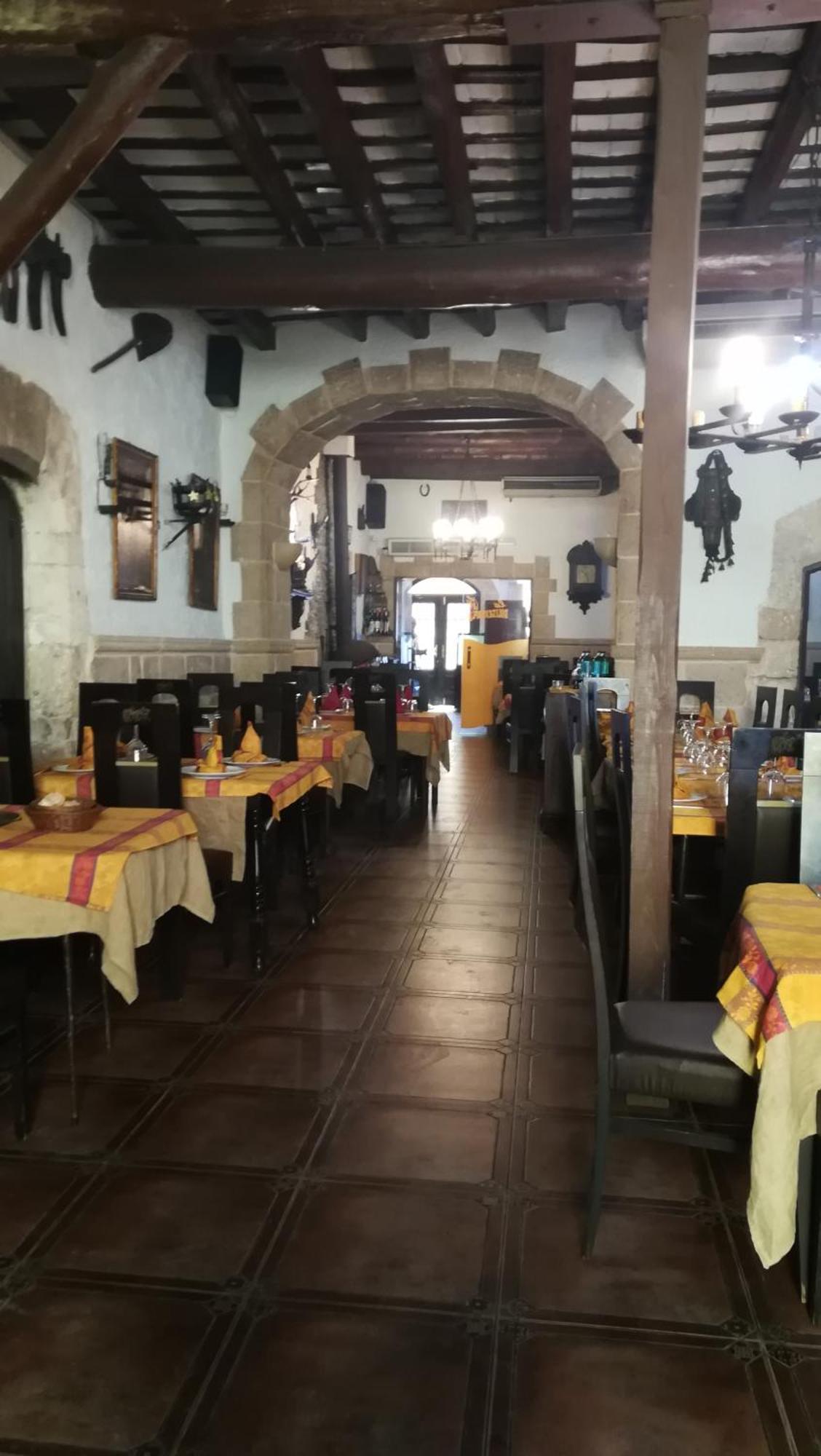 Hostal Restaurante La Diligencia Cunit Eksteriør billede