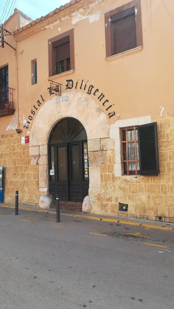 Hostal Restaurante La Diligencia Cunit Eksteriør billede
